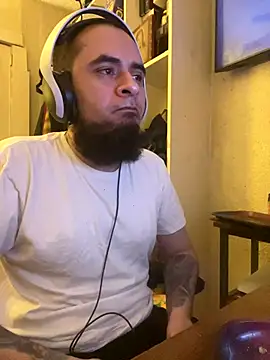 cnasty5621333 online show from November 16, 2025, 1:17 pm