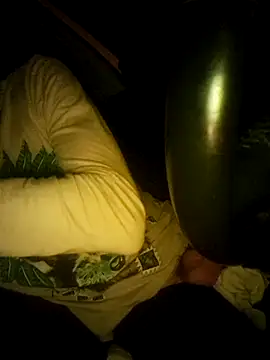 utoopia777 online show from October 3, 2025, 9:01 pm