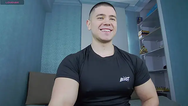 Snapshot of Arilas_ chatting on February 9, 2025, 7:27 am Arilas online show from February 9, 2025, 7:27 am