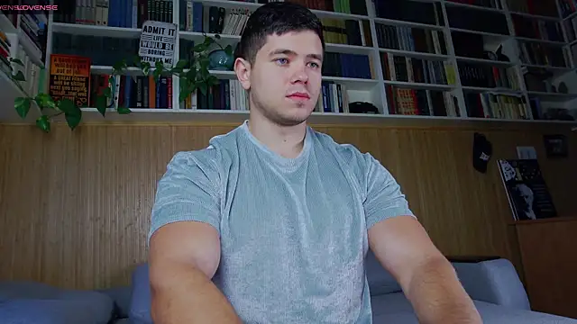 Snapshot of Arilas_ chatting on September 28, 2025, 6:41 am Arilas online show from September 28, 2025, 6:41 am