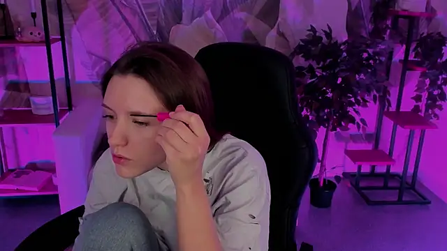 JennyDens online show from December 13, 2024, 2:43 am