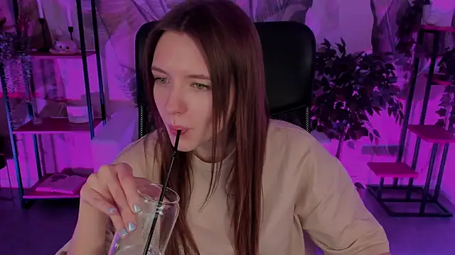 JennyDens online show from January 2, 2025, 8:49 am