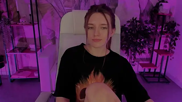 JennyDens online show from March 10, 2025, 8:48 am