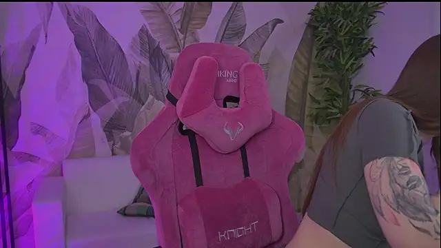 JennyDens online show from May 22, 2026, 4:56 pm
