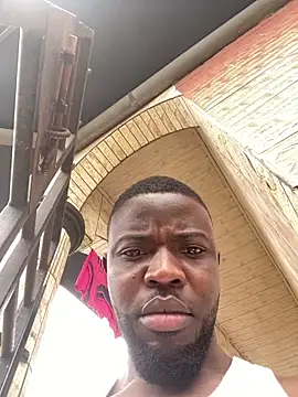 Snapshot of vannycov chatting on September 17, 2025, 10:06 am vannycov online show from September 17, 2025, 10:06 am