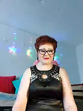 Snapshot of Fire_Night chatting on January 3, 2025, 7:16 am Fire Night online show from January 3, 2025, 7:16 am