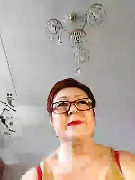 Snapshot of Fire_Night chatting on February 5, 2025, 9:46 am Fire Night online show from February 5, 2025, 9:46 am