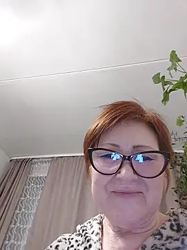 Snapshot of Fire_Night chatting on November 27, 2025, 5:37 pm Fire Night online show from November 27, 2025, 5:37 pm