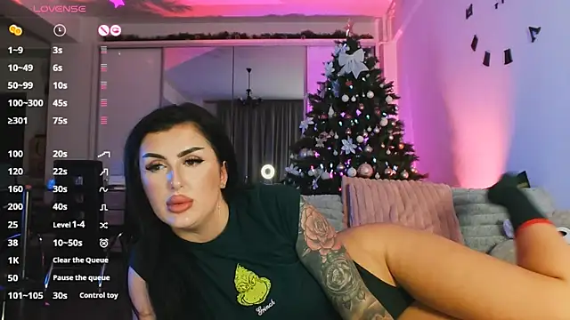 MichelleSwanX online show from December 5, 2025, 5:31 pm