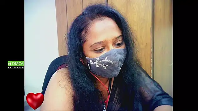 sexynayan23 online show from November 1, 2025, 5:37 pm