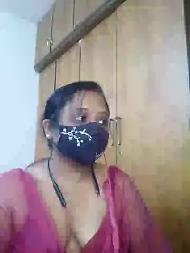 Snapshot of sexynayan23 chatting on May 6, 2026, 5:14 am sexynayan23 online show from May 6, 2026, 5:14 am