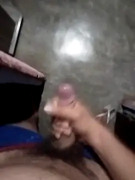 Snapshot of Emanuel45js chatting on December 3, 2025, 1:57 am Emanuel45js online show from December 3, 2025, 1:57 am