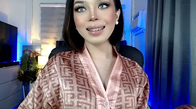 SweetCheska19 online show from March 17, 2025, 11:32 pm