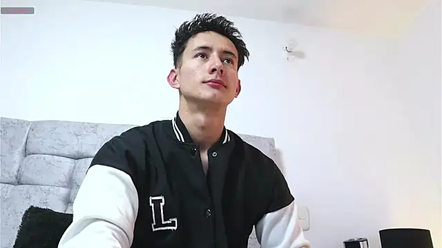 Snapshot of _Alexxx chatting on February 4, 2025, 10:55 pm Alexxx online show from February 4, 2025, 10:55 pm