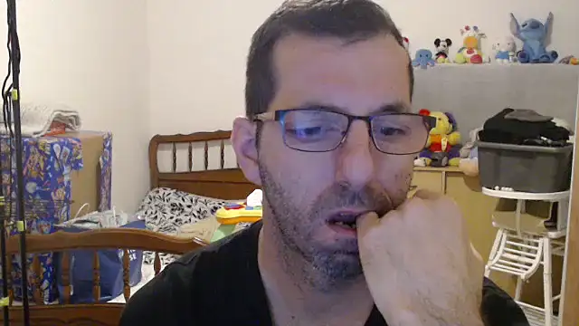 steph19x5 online show from December 14, 2025, 6:52 am