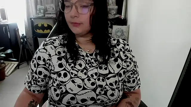 aika-dreams online show from March 13, 2026, 1:51 pm