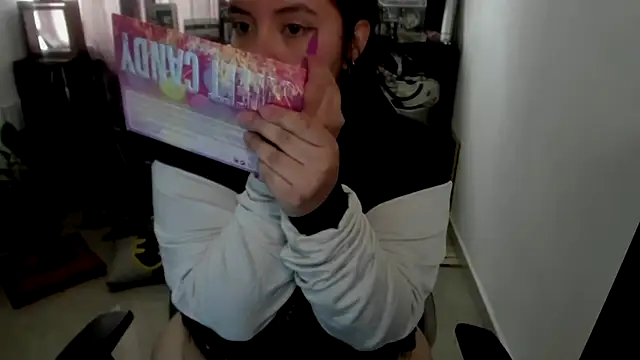 Snapshot of aika-dreams chatting on May 26, 2026, 1:29 pm aika-dreams online show from May 26, 2026, 1:29 pm