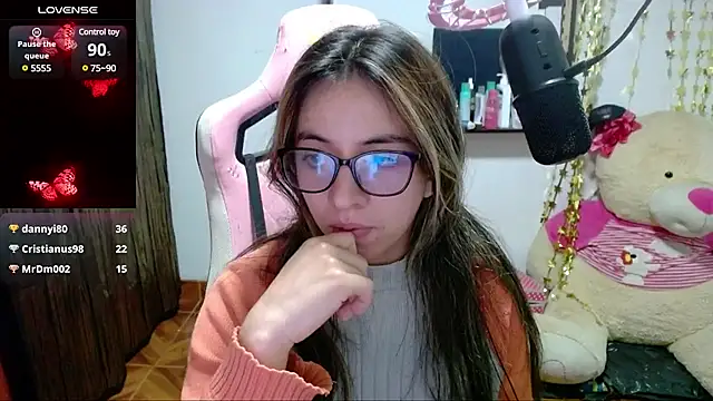 Maggie Fox3 online show from February 9, 2025, 6:11 am