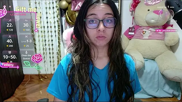 Maggie Fox3 online show from September 12, 2025, 1:28 am