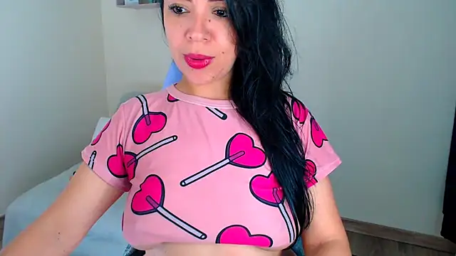 LATINGODDESS X online show from March 25, 2026, 4:02 pm