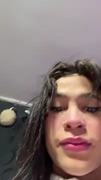 stormytt  online show from November 6, 2025, 1:39 am