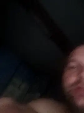 tubing0101 online show from November 9, 2025, 11:14 pm