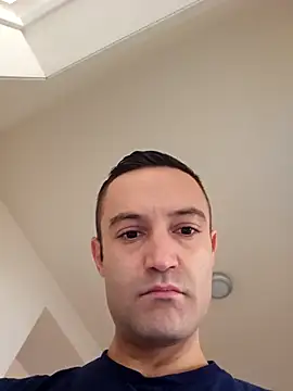 enricso online show from November 1, 2025, 8:38 am