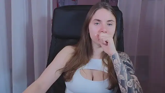 Snapshot of _AnnaStark_ chatting on January 5, 2025, 8:52 pm AnnaStark online show from January 5, 2025, 8:52 pm