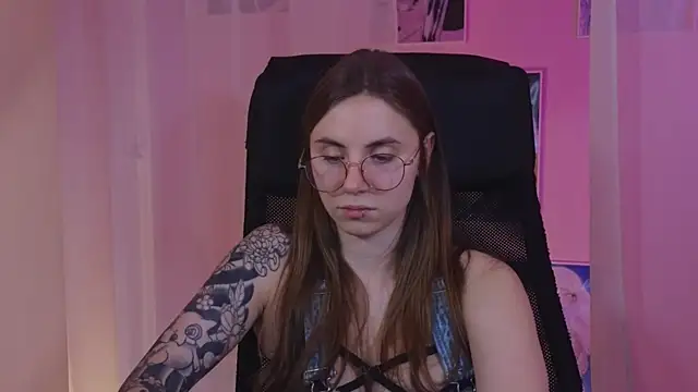 Snapshot of _AnnaStark_ chatting on January 30, 2025, 2:27 am AnnaStark online show from January 30, 2025, 2:27 am