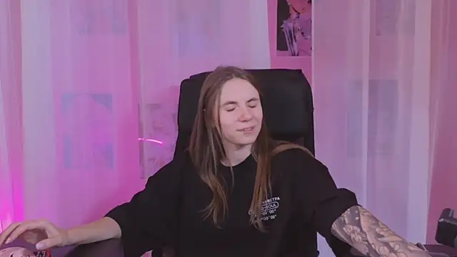 Snapshot of _AnnaStark_ chatting on March 9, 2025, 1:14 am AnnaStark online show from March 9, 2025, 1:14 am