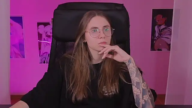 Snapshot of _AnnaStark_ chatting on March 9, 2025, 8:10 pm AnnaStark online show from March 9, 2025, 8:10 pm