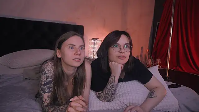 Snapshot of _AnnaStark_ chatting on September 13, 2025, 11:59 pm AnnaStark online show from September 13, 2025, 11:59 pm