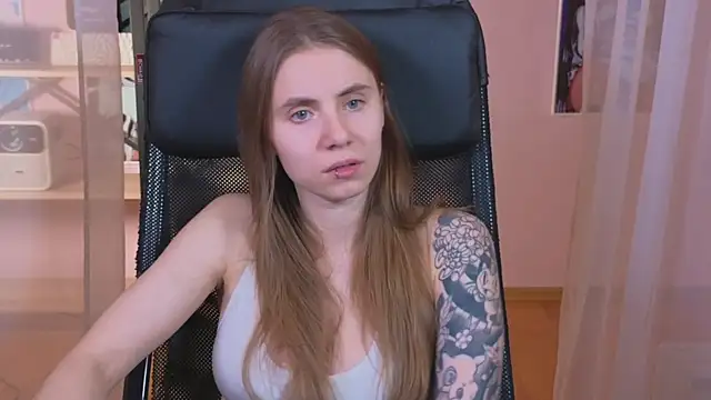 Snapshot of _AnnaStark_ chatting on September 30, 2025, 7:41 pm AnnaStark online show from September 30, 2025, 7:41 pm