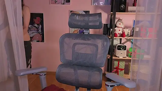 Snapshot of _AnnaStark_ chatting on November 22, 2025, 8:41 pm AnnaStark online show from November 22, 2025, 8:41 pm