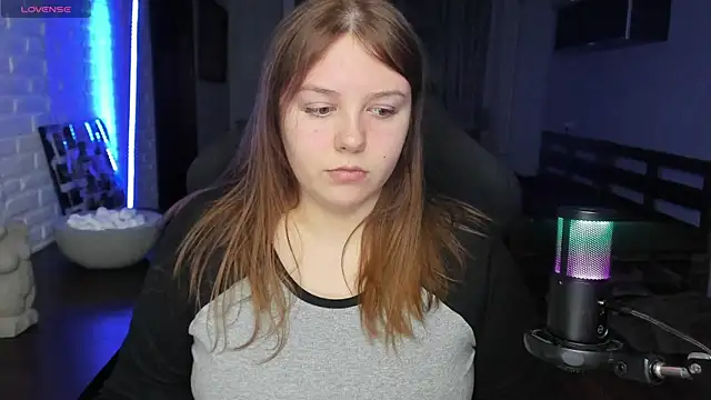 XNirvanaX online show from February 25, 2025, 2:25 am