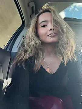 Irina Grant online show from April 3, 2026, 3:43 pm