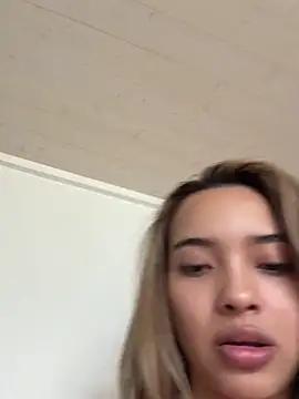 Irina Grant online show from April 13, 2026, 1:38 pm