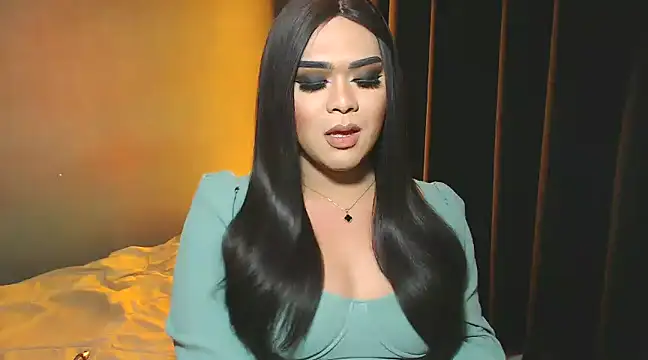 Snapshot of VictoriaEliz chatting on December 26, 2024, 11:43 am VictoriaEliz online show from December 26, 2024, 11:43 am