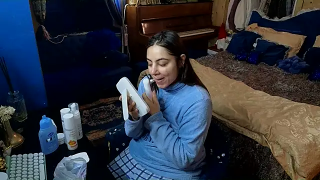 VanessaDoyle online show from December 16, 2025, 2:27 am