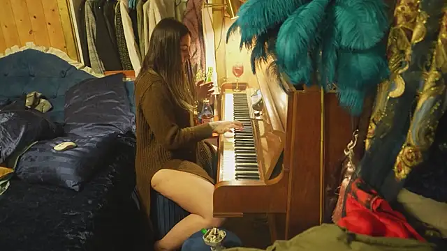 Snapshot of VanessaDoyle chatting on February 24, 2026, 5:55 pm VanessaDoyle online show from February 24, 2026, 5:55 pm