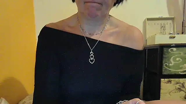 Snapshot of Althea_Love chatting on November 10, 2025, 4:28 pm Althea Love online show from November 10, 2025, 4:28 pm