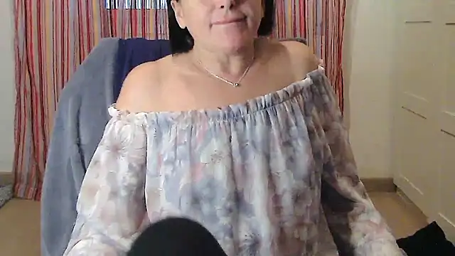 Snapshot of Althea_Love chatting on January 14, 2026, 1:17 pm Althea Love online show from January 14, 2026, 1:17 pm