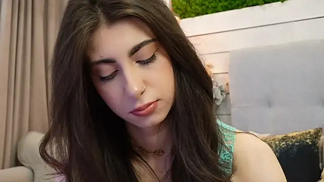 Snapshot of IsabellaMysty chatting on December 13, 2025, 10:48 pm IsabellaMysty online show from December 13, 2025, 10:48 pm