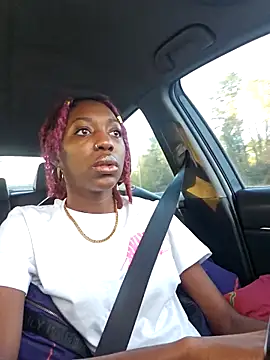 oliviaprettypussy online show from March 19, 2026, 12:09 pm