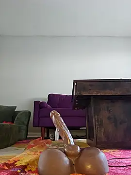 oliviaprettypussy online show from April 18, 2026, 7:07 pm