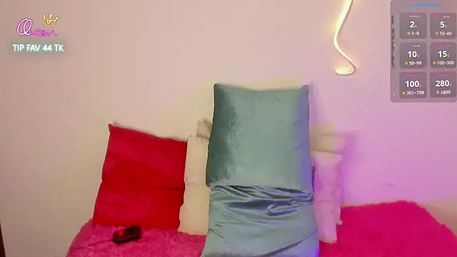 cloe 25 online show from February 28, 2026, 12:33 am