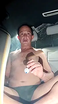 Roberts8inchcock online show from December 17, 2025, 3:23 am