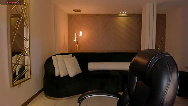 Snapshot of LexieWayne chatting on September 20, 2025, 12:50 pm LexieWayne online show from September 20, 2025, 12:50 pm