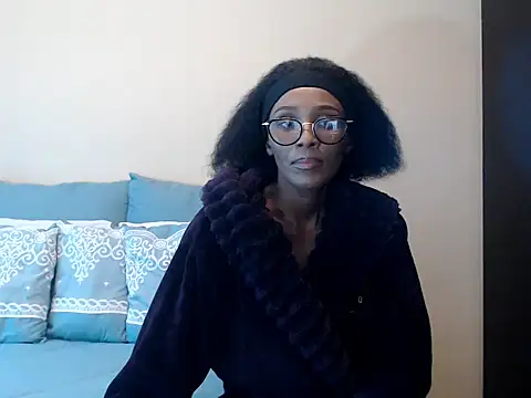yummycherryxx online show from May 6, 2026, 12:54 pm