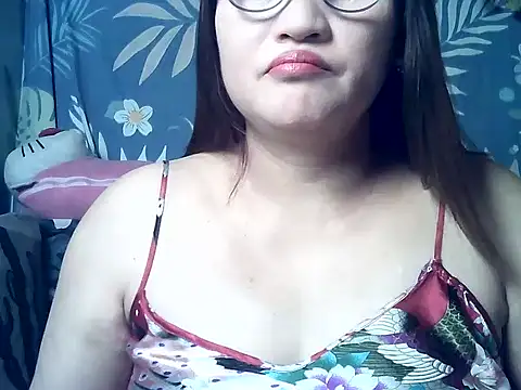 Snapshot of Amazing_Angel22 chatting on May 22, 2026, 3:50 pm Amazing Angel22 online show from May 22, 2026, 3:50 pm